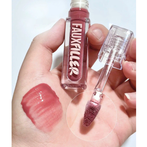 TINTS FEES Hydrating Lip Gloss