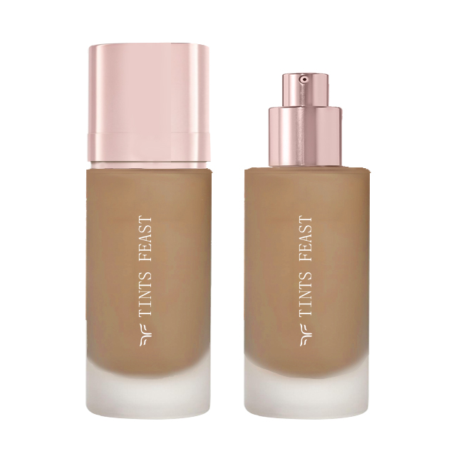 TINTS FEST Longwear pondus ponderosum plenum coverage matte fundamentum ad maturitatem olei cutem