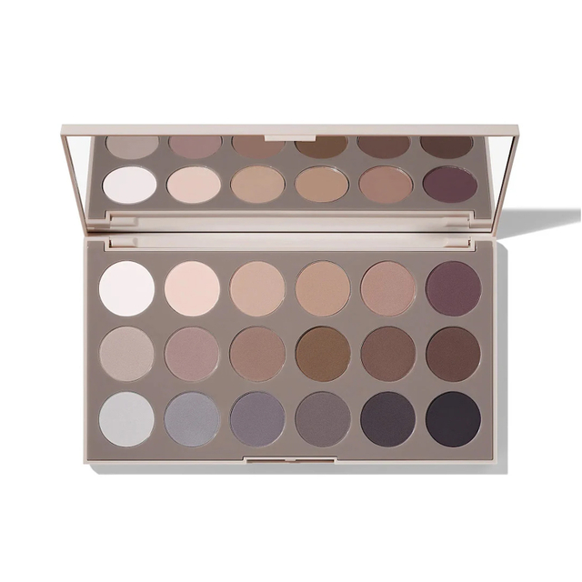 18 Kleure Mat Power Ful Eyeshadow Palet
